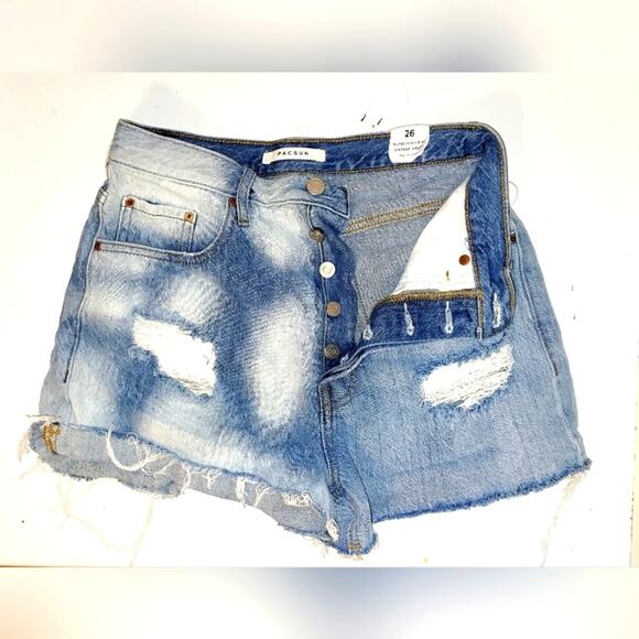 PACSUN Womens Ultra High Rise Vintage Button Fly Denim Shorts Size 26 NWT - Picture 1 of 6